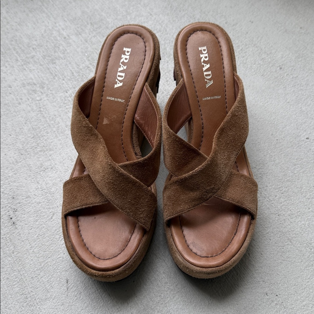 Prada vintage suede brown platform sandals with fish motif 40 - Picture 5 of 12